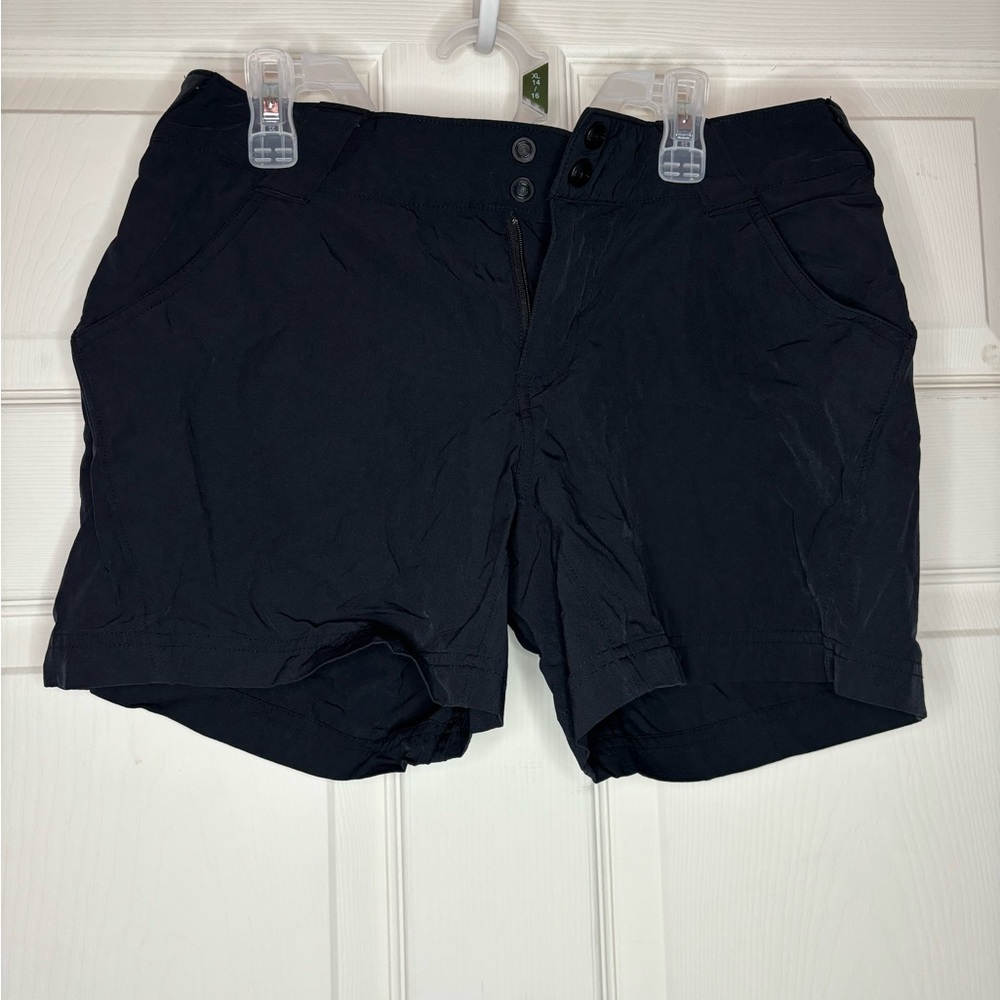 Columbia PFG black shorts